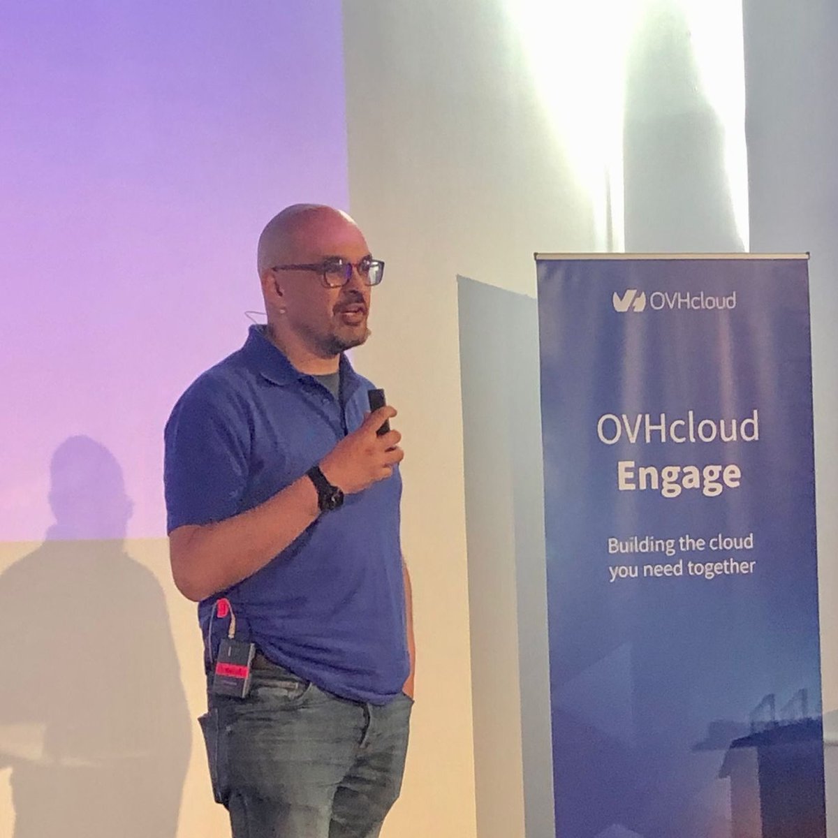 OVHcloud_ES's tweet photo. ☁️ ¿Cómo construir y desplegar tu aplicación aprovechando tus datos?
🔴 Descúbrelo en directo en el #OVHcloudEngage con @LostInBrittany, @AndryRamian, y Matias Sosa. https://t.co/2gc9dzY1v8