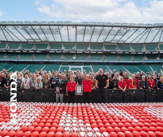 VertuHondaDon's tweet photo. 2,030 rugby balls were used to recreate the Honda logo at Twickenham Stadium setting the Guinness World Record title for largest rugby ball mosaic (logo). Now,we're donating them to local rugby clubs across the UK         @VertuHondaDon @DoncasterKnight @vertumotorsCEO @Honda_UK https://t.co/wWqiR6map3