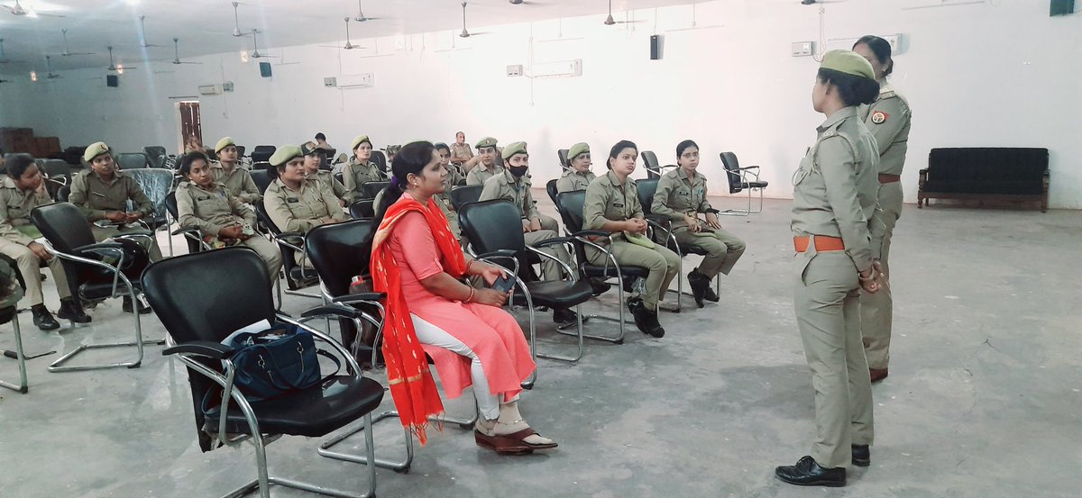 #ForEveryChild #MissionShakti #Mission2022 #ForWomenchildren मिशन शक्ति अभियान के तहत प्रशिक्षण कार्यक्रम।