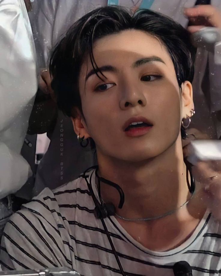 _jinternity_'s tweet photo. MIND EMPTY
JUST THINKING ABOUT THIS JUNGKOOK ALL DAY LONG https://t.co/vxbd35zFPH