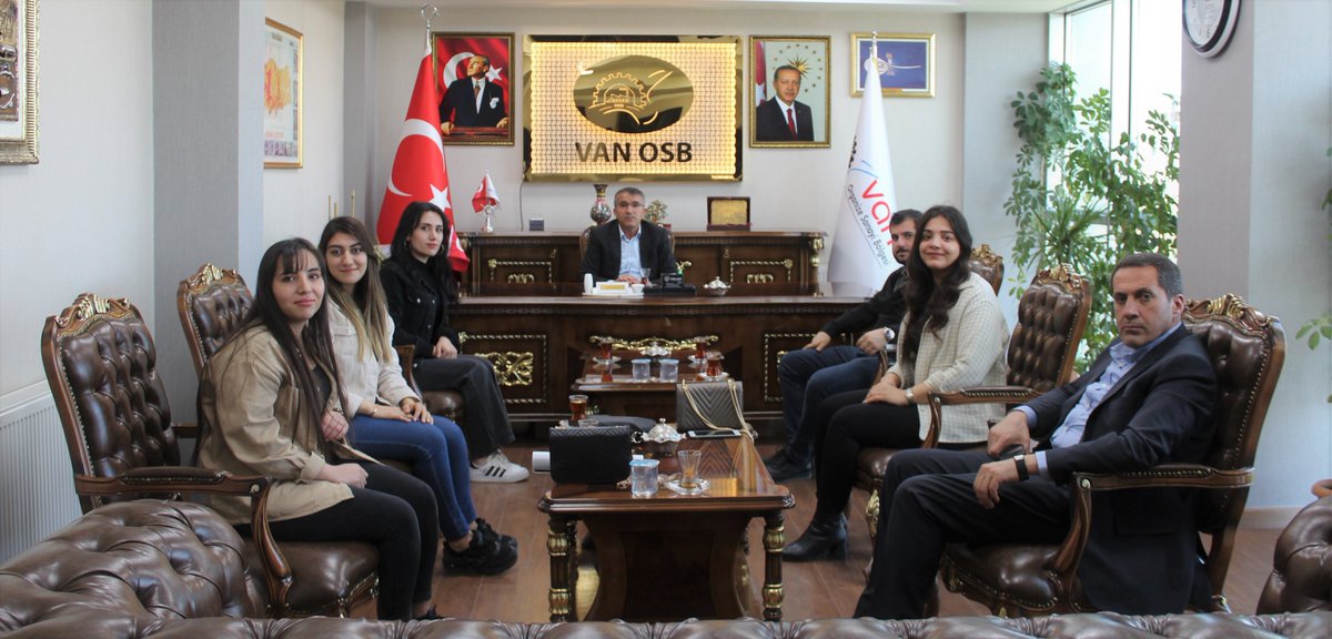 Van YYÜ Girişimcilik ve Kariyer Topluluğu (GKT) Başkanı Sn . Abdullah Ete ile Yönetim Kurulu Üyeleri; Başkanımız Sn. Memet Aslan ve Başkan V. Sn. Yaşar Şen'i ziyaret ederek, Üniversite ve sanayi iş birlikleri konuları hakkında istişarelerde bulundular.

<a href="/memetaslanOSB/">Memet Aslan</a> <a href="/YasarSen30/">Yaşar Şen</a>