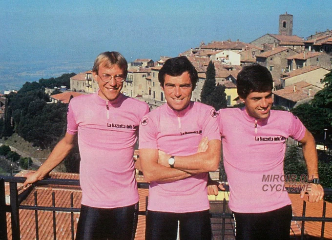 Image from Miroir du Cyclisme (@Miroir2Cyclisme)