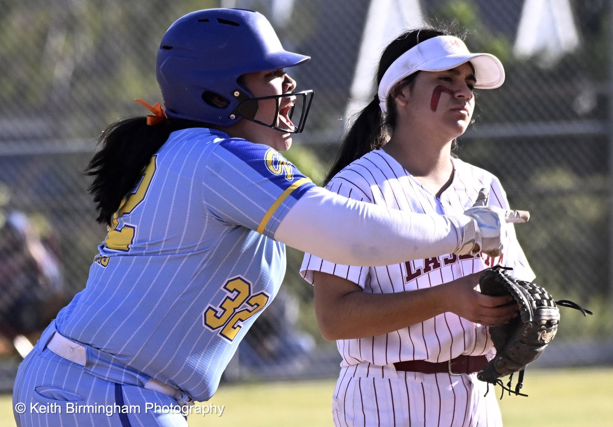 photowkb's tweet photo. Gahr defeated La Serna 7-5 in eighth innings during a prep girls Division 1 playoff softball game. #laserna #gahr @cifss #cifss #softball #playoffs @SGVNSports https://t.co/s5IfCXmrHs