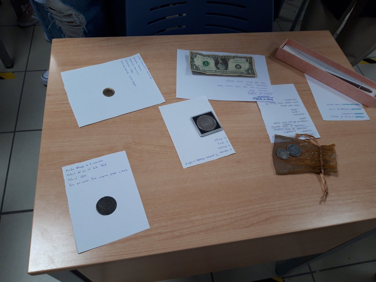 Mercede34417335's tweet photo. #DCSUVA Enhorabuena a 3° del Grado de Infantil de @feyts_uva por la creación de un Museo de Aula  #estrategiasccss para dar valor a los objetos e iniciar el aprendizaje de nociones temporales, estudiar cambios y continuidad. Orgullosa del trabajo! https://t.co/H2pCGy38VV