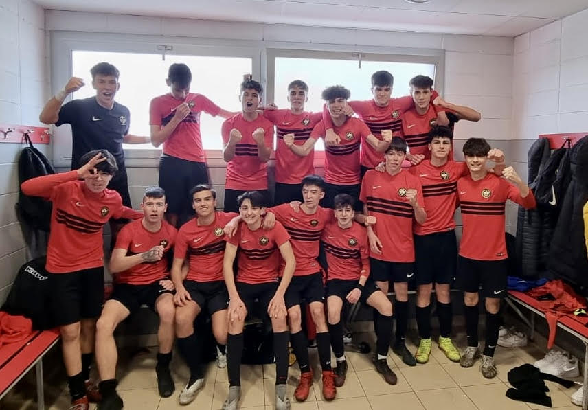 cftorello's tweet photo. ▶️ Dia de partit:
⏱️ Dissabte a les 12:45h.
⚽️Preferent Cadet, grup 2
@cftorello 🆚 @ce_vilassar 
#OrgullPescallunes🔴⚫️ https://t.co/uJnPNgm5Ge