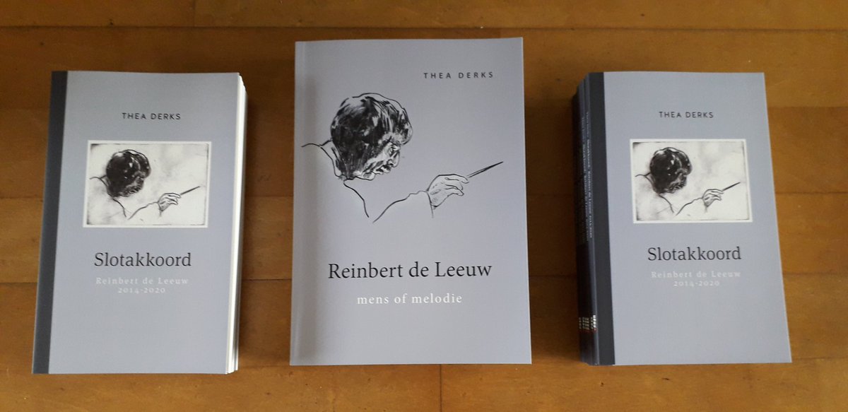 tdrks's tweet photo. @RubenEndendijk Mijn uitgever dwong mij de voetnoten achterin mijn #Reinbertbio te zetten. Met als gevolg dat niemand ze leest. Een vriend opperde: 'Jouw voetnoten vormen een boek op zich, ze geven zóveel zoveel extra informatie! Zonde dat ze niet gewoon onderaan de pagina staan.' https://t.co/zQAEDgtICA