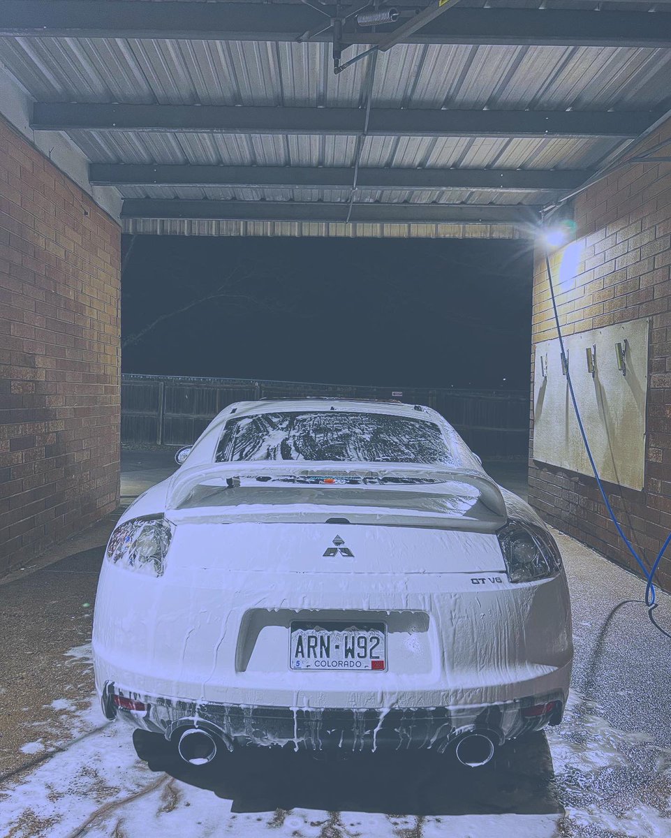neverxhappy_'s tweet photo. this car did not fail me on my 2,000+ mile trip up here from Florida. A true beast, a rare one nowadays. I notice the car game is very present in Colorado, gotta do my best to keep it clean 🧼 #jdm #mitsubishi #eclipse #4geclipse #simplyclean #loweredlifestyle #slammed #clean https://t.co/kzqPIO8As2