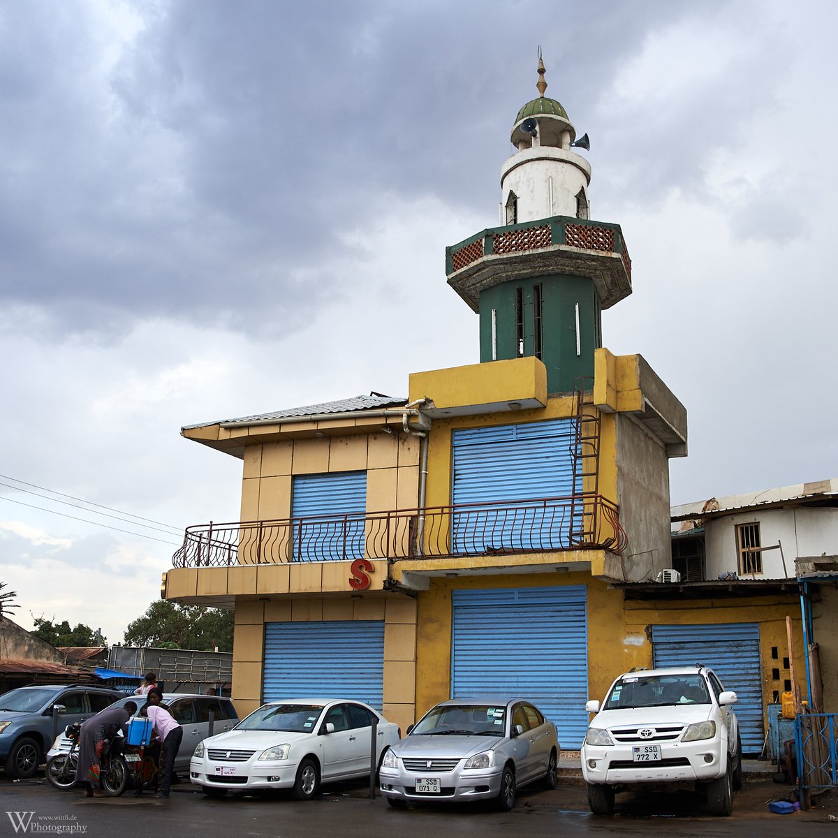 wittlitweets's tweet photo. Mosque, Juba, South Sudan [15.02.2019]

#mosque #Juba #conflictzone #SouthSudan #Africa #EastAfrica #travelAfrica #offTheBeatenPath #RoadsLessTravelled #wittlig #NeverStopToExplore https://t.co/NQaO8XSpgS
