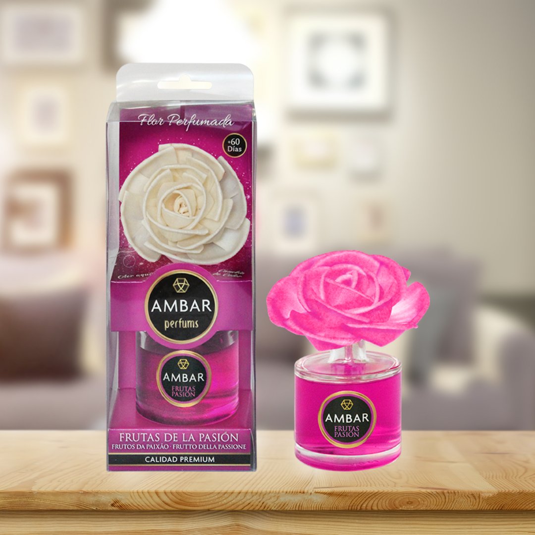 AmbarPerfums's tweet photo. Disfruta de un viaje exótico a través de los sentidos con el cálido y excitante aroma de la #FlorPerfumada Frutas de la Pasión de #AmbarPerfums 🌺 https://t.co/rSAAFQ2Ras https://t.co/sZqS2xaba5