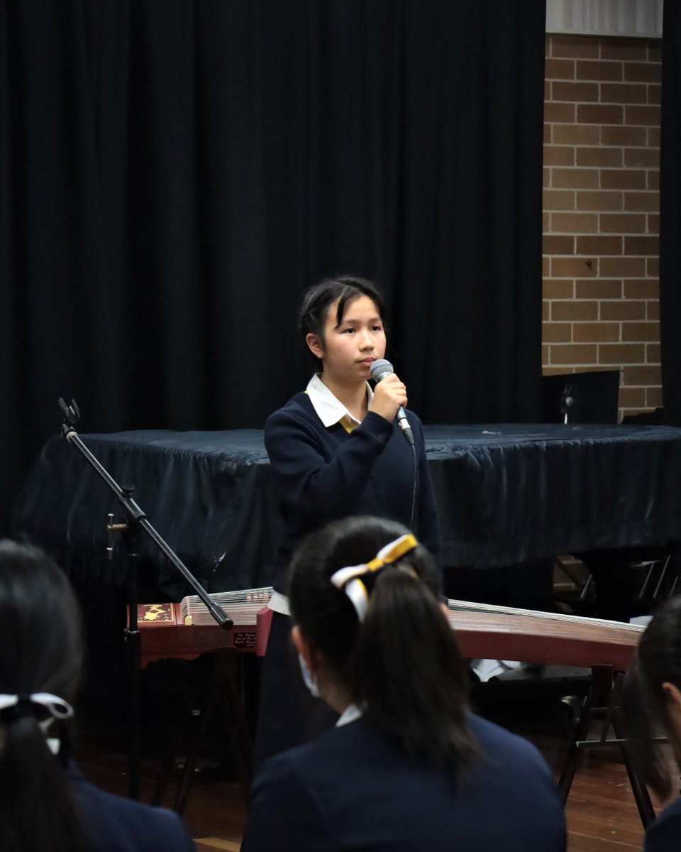 Ravenswood_News's tweet photo. It was wonderful to see the return of the much-loved Senior School Lunchtime Concert, complete with a guitar ensemble, singing and orchestra! #RAVOperformingarts #semperadmeliora #alwaystowardsbetterthings https://t.co/gK01qMKAcp