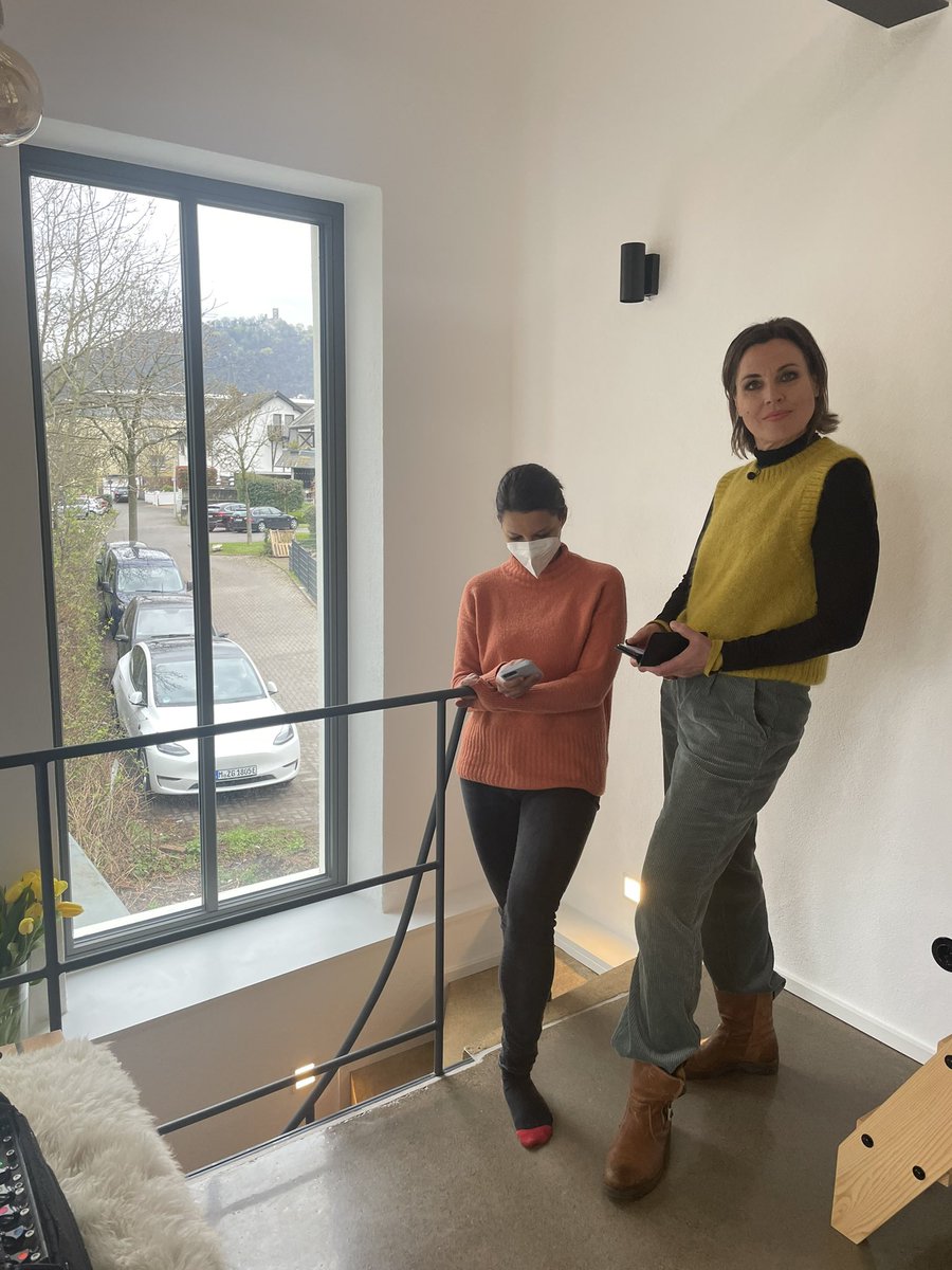 DanielaKinkel's tweet photo. Heute um 9:35 Uhr kommt meine @Turmstation Kunigunde ins @ZDF! Für „Volle Kanne“ war Ann-Kathrin Otto aka AKO kürzlich mit einem Filmteam auf Hausbesuch. https://t.co/nPaAtPcB6H