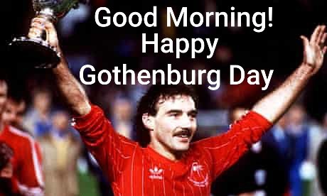 ShmufmBreakfast's tweet photo. Its Wacky Wednesday and its also Gothenburg Day here in sunny Aberdeen as Sandy and Dave are here with music, news and chat from 7am to 9am only on shmu99.8fm or online https://t.co/sIYxpwDiBX  Good Morning! https://t.co/vMDqXRjtj5