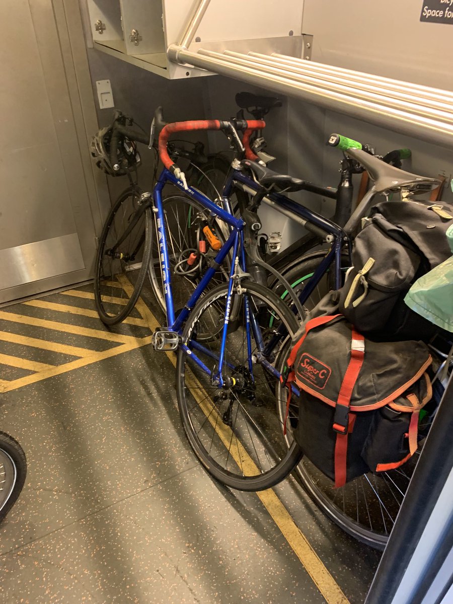 Good morning <a href="/EastMidRailway/">East Midlands Railway (EMR)</a>, please can we have more space for bikes? You’ve got to admit, 2 bike spaces for the London-Sheffield train is a bit of a joke. Note: in the photo, the conductor kindly allowed a third bike onto the train. 🚲 🚲 🚲