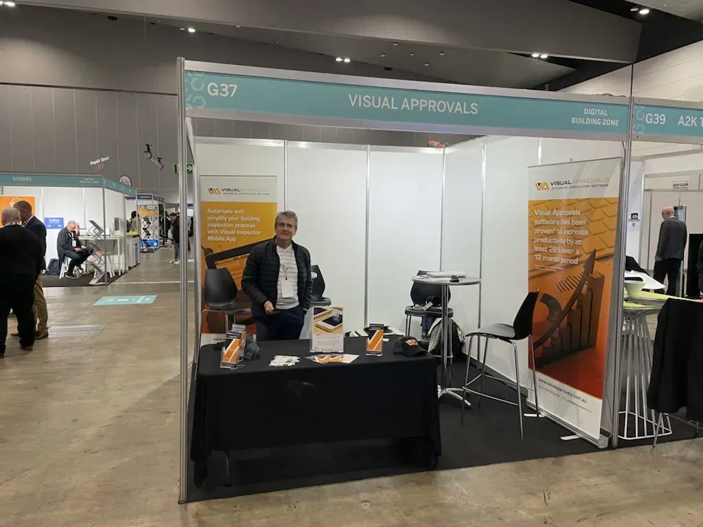 VisualApprovals's tweet photo. Andre working on the @VisualApprovals stand on day 2 of #DesignBuild Reimagined. Drop by and meet Andre and Jason at Stand G37 if you plan on attending the expo @MCEC.
#DesignBuildReimagined
#DesignBuild2022 https://t.co/0ejDfuAmxc