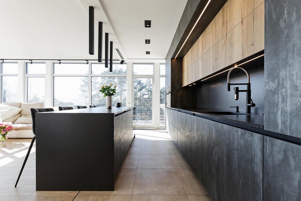 Esi jaunas virtuves meklējumos? Vērsies pie mūsu pieredzējušajiem dizaineriem! 

Vairāk lasīt: virtuves.lv/lv/virtuves-me…

#virtuves #interjers #dizains #mebeles #kitchen #design #interior #scandinaviandesign #furniture #trending

📷: Virtuves.lv