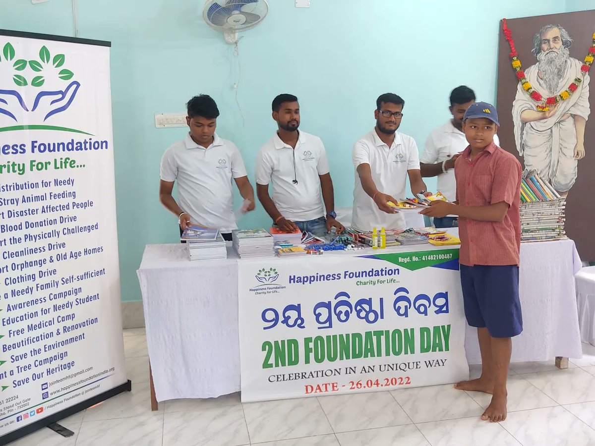 jointeamhf's tweet photo. On the occasion of our #2nd_Foundation_Day held on 26.04.2022, we the team Happiness Foundation @jointeamhf went to the Children's Home named #Acharya_Harihar_Sishu_Bhawan, which is 20 km far from the city of #Puri at Sakhigopal (1/2) https://t.co/X39BXjjCuz