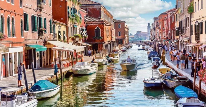 CiscoFrance's tweet photo. 🤝 Dans le cadre du programme #Venywhere dont nous sommes partenaires, 6 de nos collaborateurs français 🇫🇷 sont partis expérimenter le #télétravail à #Venise 🇮🇹. 
🔎Tout sur cette expérience inédite dans @Le_Figaro par @corinnecaillaud 👇 #TravailHybride