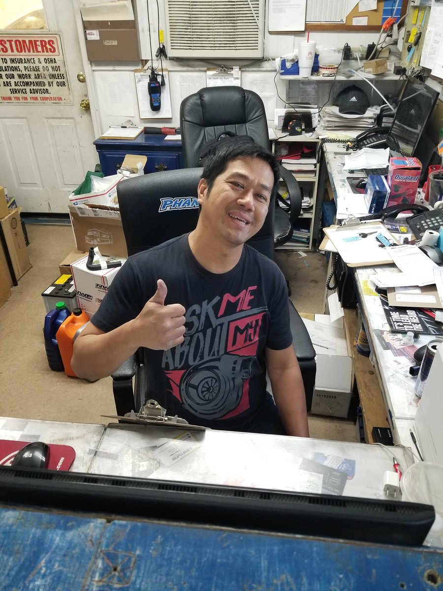 idopix4doe's tweet photo. Watch out for this crook! https://t.co/eyEic9noga