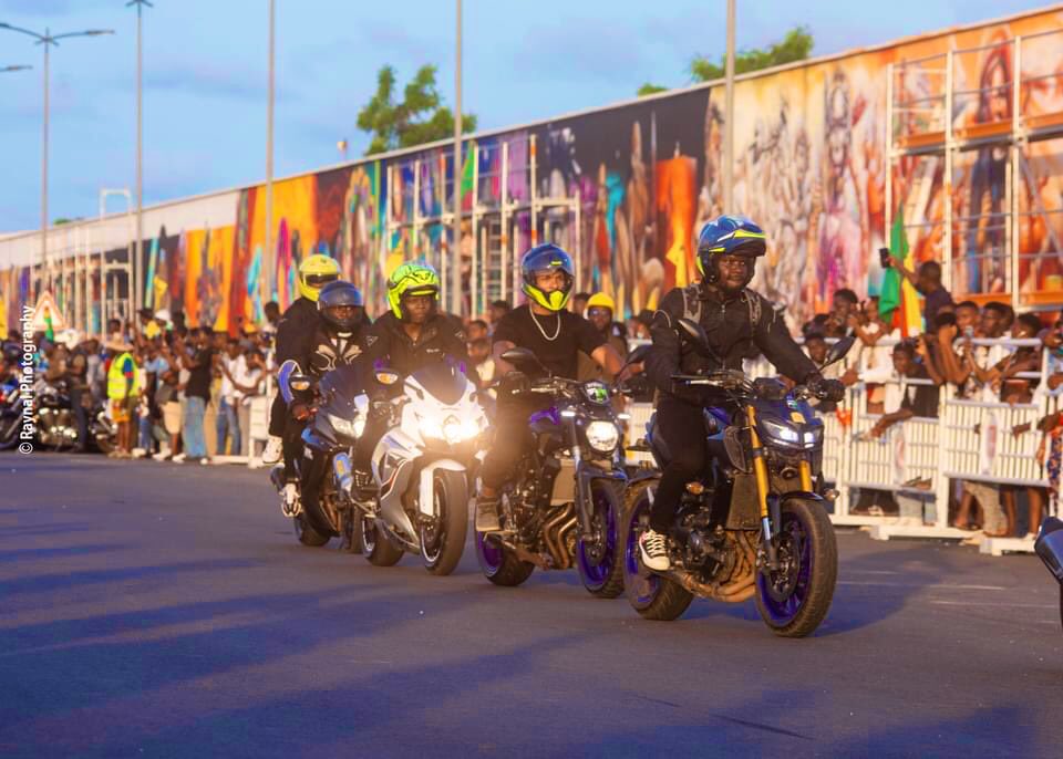 HalimAssouma's tweet photo. BENIN 🇧🇯 BIKERS ON THE LARGEST GRAFFITI WALL IN AFRICA 🔥 it was lit 🔥 last Sunday 🔥 https://t.co/wF4yphSuDp