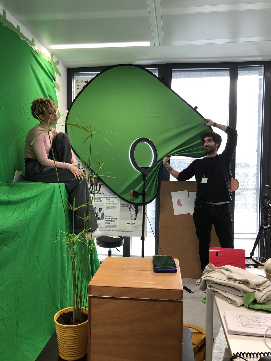 Sinon, bravo <a href="/PierreLecornu/">Pierre Lecornu</a> pour la touche graphique 🤩 et <a href="/bnt_lc/">Benoit Le Corre</a> pour le tournage épique 😅 #BehindTheScenes #makingof