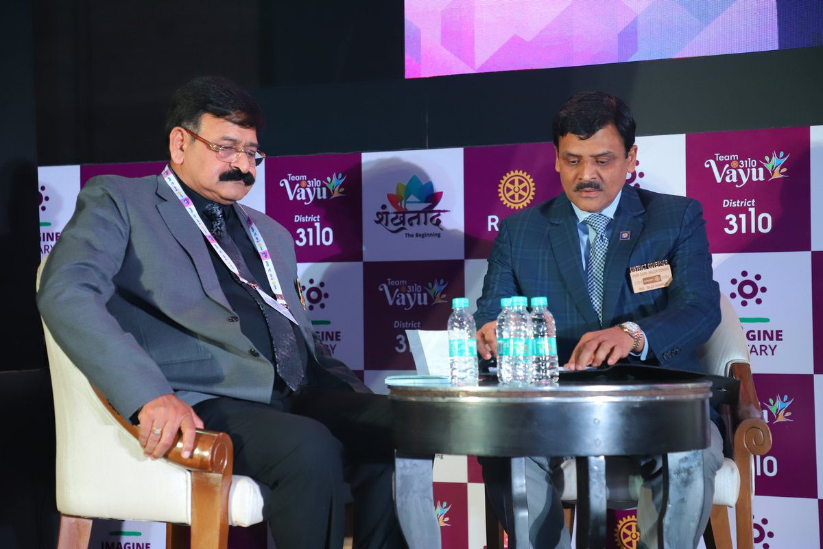 Rotary3110's tweet photo. Address by DGN Vivek Garg at शंखनाद - The Beginning, District training assembly, RID 3110.
#rotary #rotaryinternational #rotaryindia #rotarydistrict3110
#RID3110 #india #delhi #gurgaon #serve #community
#districttraining #trainingassembly #districttrainingassembly #session https://t.co/jFVZcSBSHC