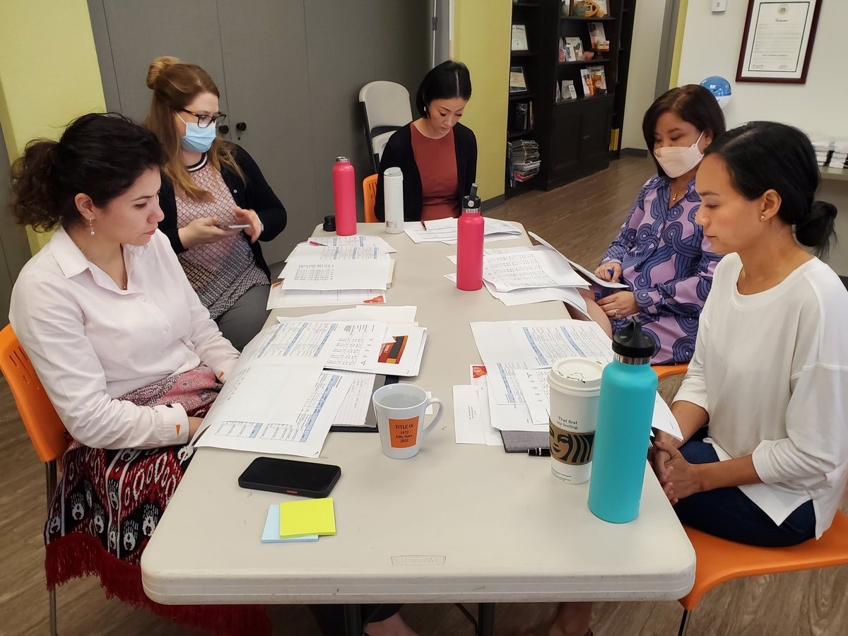 DaphneOkunaga's tweet photo. Today was our last #PTMLA session and I learned a useful exercise that I plan on doing with my class next year to strengthen the data portion of their presentation. Mahalo to @CPBHawaii Dayna Matsumoto and @asbhawaii Emi Au for leading this session on Business Acumen. #808educate https://t.co/TQeuTusVIh