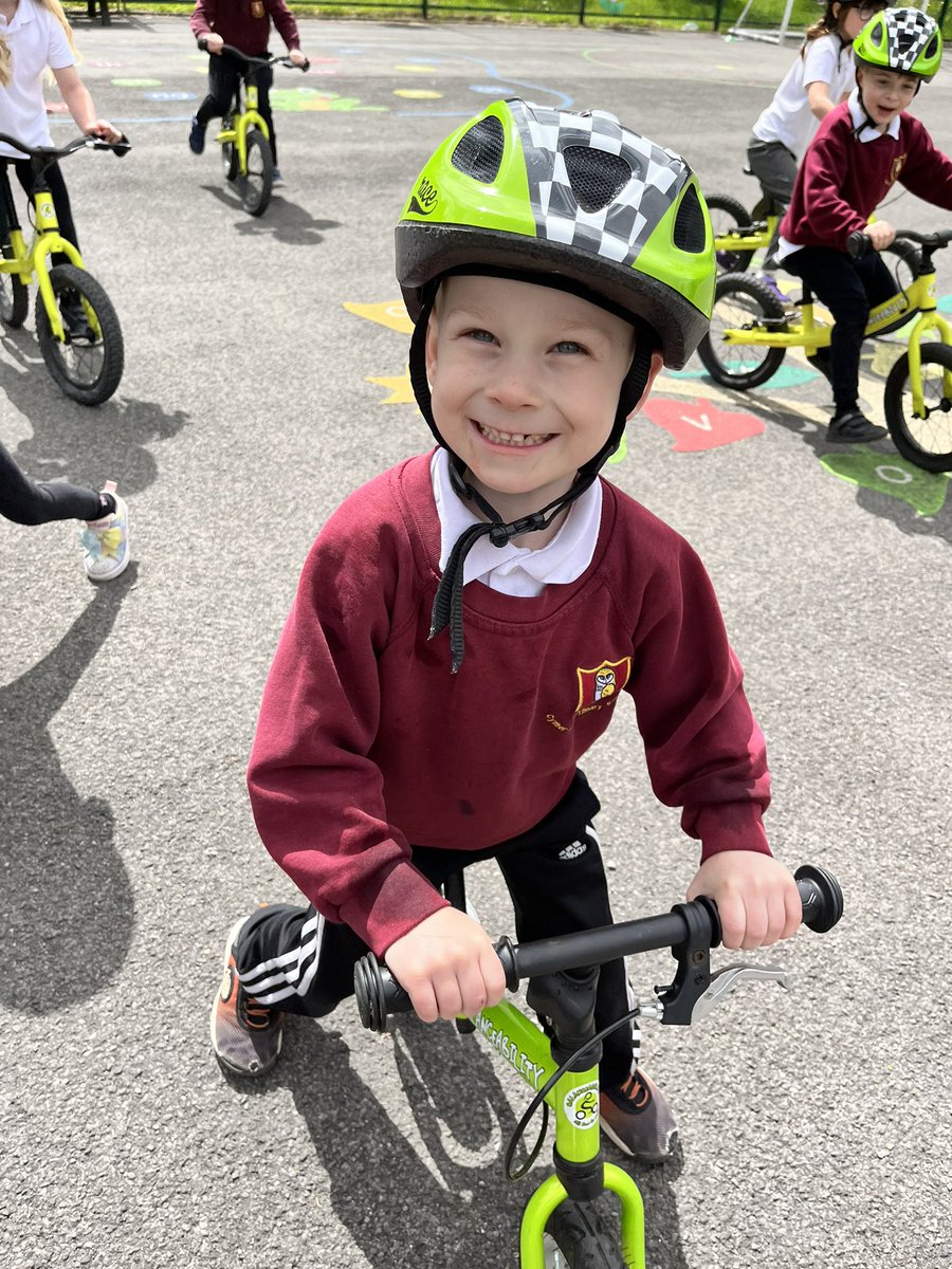 CymerPrimary's tweet photo. #CAPRecY1 has loved being back on the balance bikes this term. Our balance and confidence are improving weekly! π² @balanceability #Healthandwellbeing https://t.co/fOuXH0KEL1