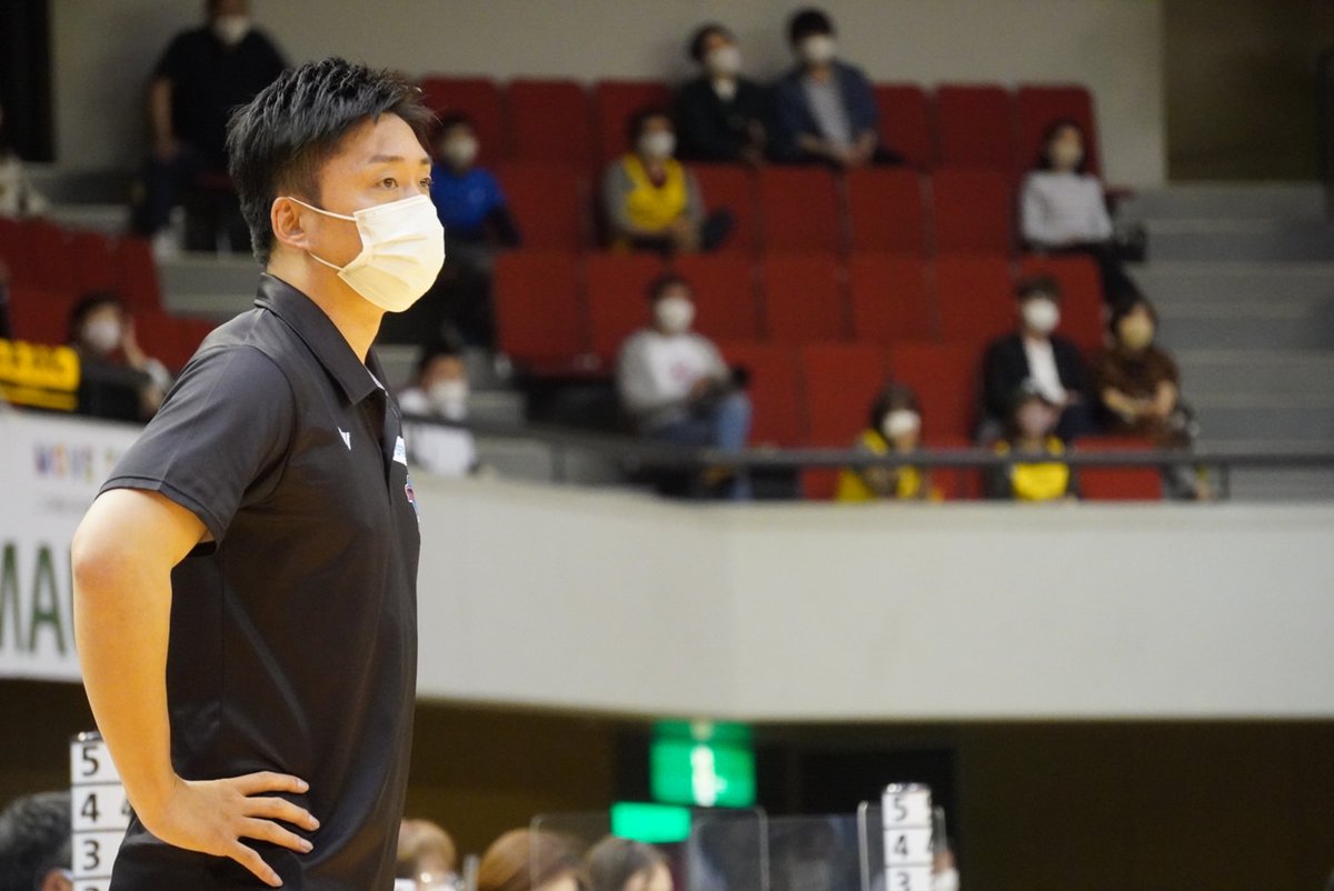 SagaBallooners's tweet photo. いつどんな時でも選手やスタッフを信じ、勝利に向けて貪欲に、このシーズンを走り続けた #宮永雄太 HC兼GMのコメントを追記しました。ぜひご覧ください💡
コメントは▼
https://t.co/8UvC7THdTR
#佐賀バルーナーズ #GORISEUP https://t.co/MBgy7RNm9k