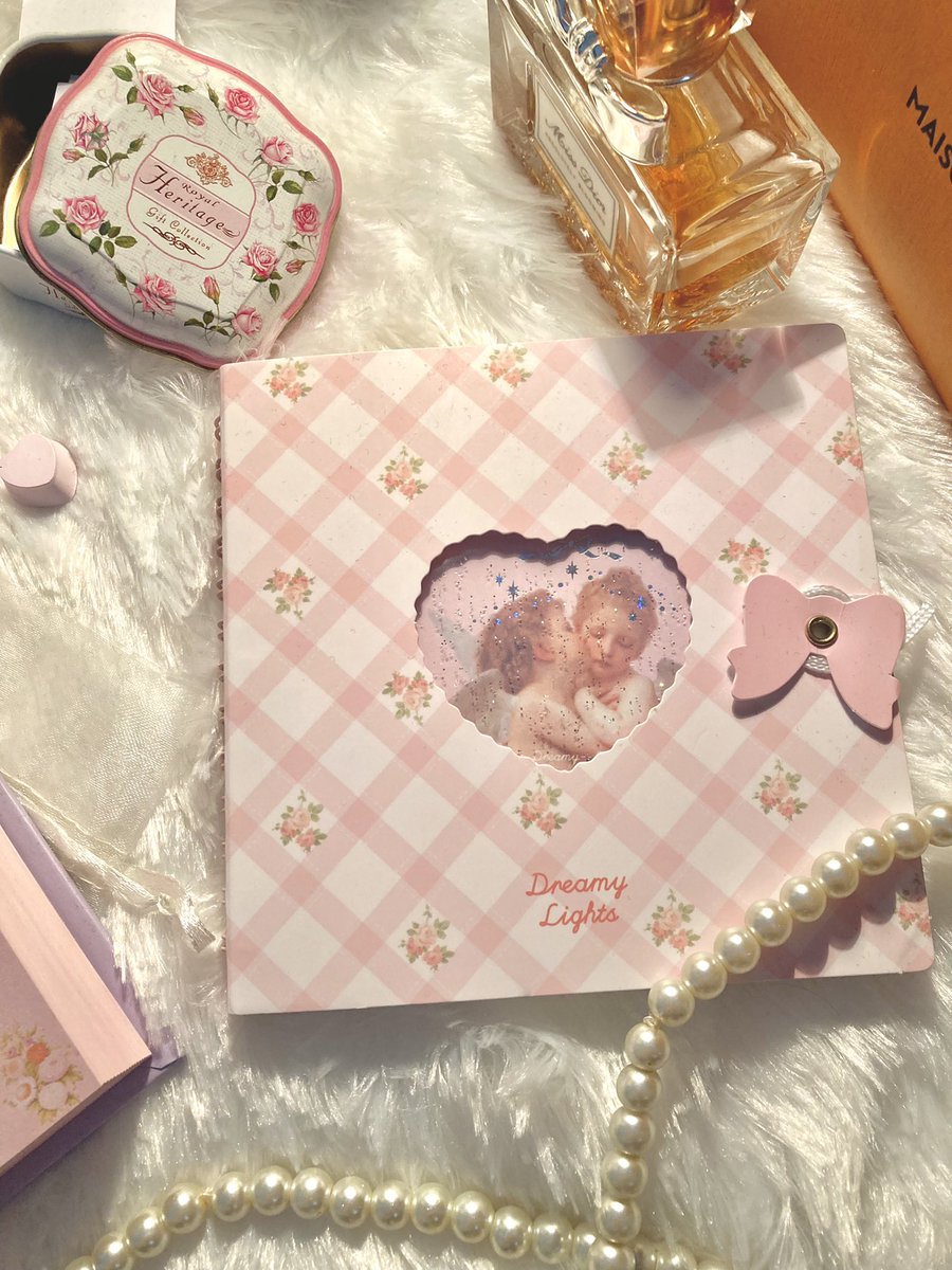 MoonieeF's tweet photo. 🩰🧁🎀♡ ༘ https://t.co/14Avt9A0Pv