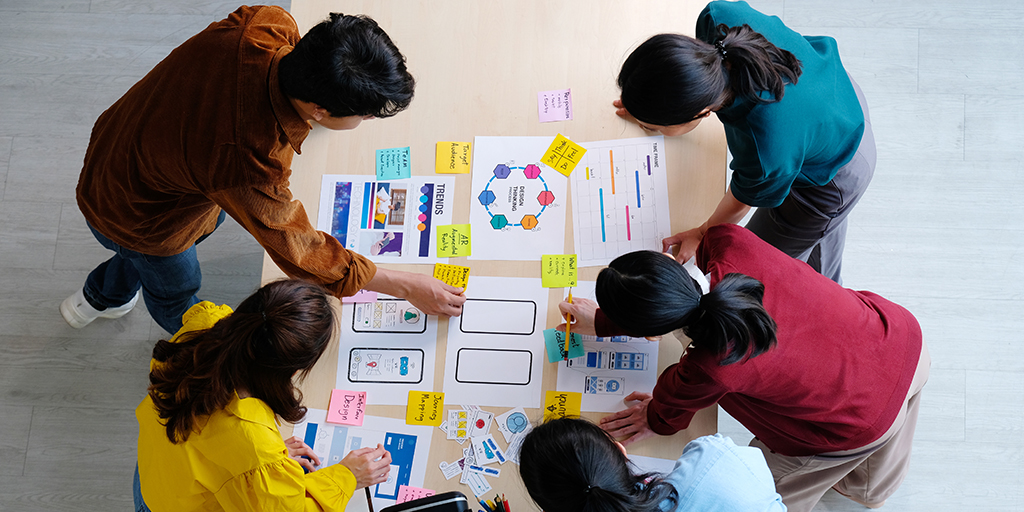 hustlebignet's tweet photo. We have a great team of visual designers who work hard to make the final product look unique and beautiful. 💻🎨 #VisualDesigner #BestVisualDesigner #VisualDesignerNearMe #VisualDesigningServices #Visuals https://t.co/s4l1m8sekl