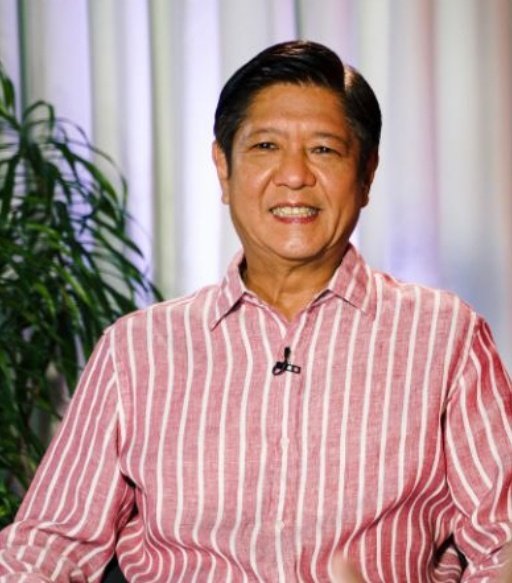 snoopyeng25's tweet photo. @MJ__Mondejar @bongbongmarcos @smninews @DZAR1026 To the world;

“Judge me not by my ancestors,but by my actions.” ~ PBBM

*Ngayon pa lang, I am a proud Pilipino and my President Ferdinand Marcos Jr.!💪❤

GODBLESS YOU MR. PRESIDENT! 🙏🇵🇭 https://t.co/Uv2VBa50TH