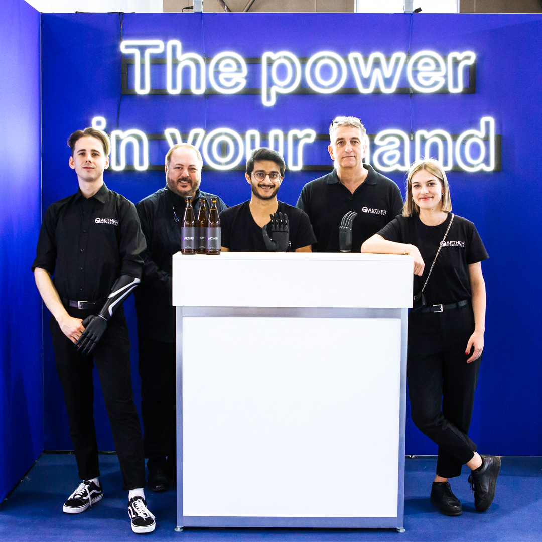 AetherBiomed's tweet photo. Right here at OTWorld - International Trade Show & World Congress! Join us and meet Zeus' The World's Strongest Bionic Hand!🦾🤩
We are waiting for you!😊
#otworld2022 #tradeshow #jointheprogress #zeus #aetherbiomedical #team https://t.co/hFGUUoo2jE