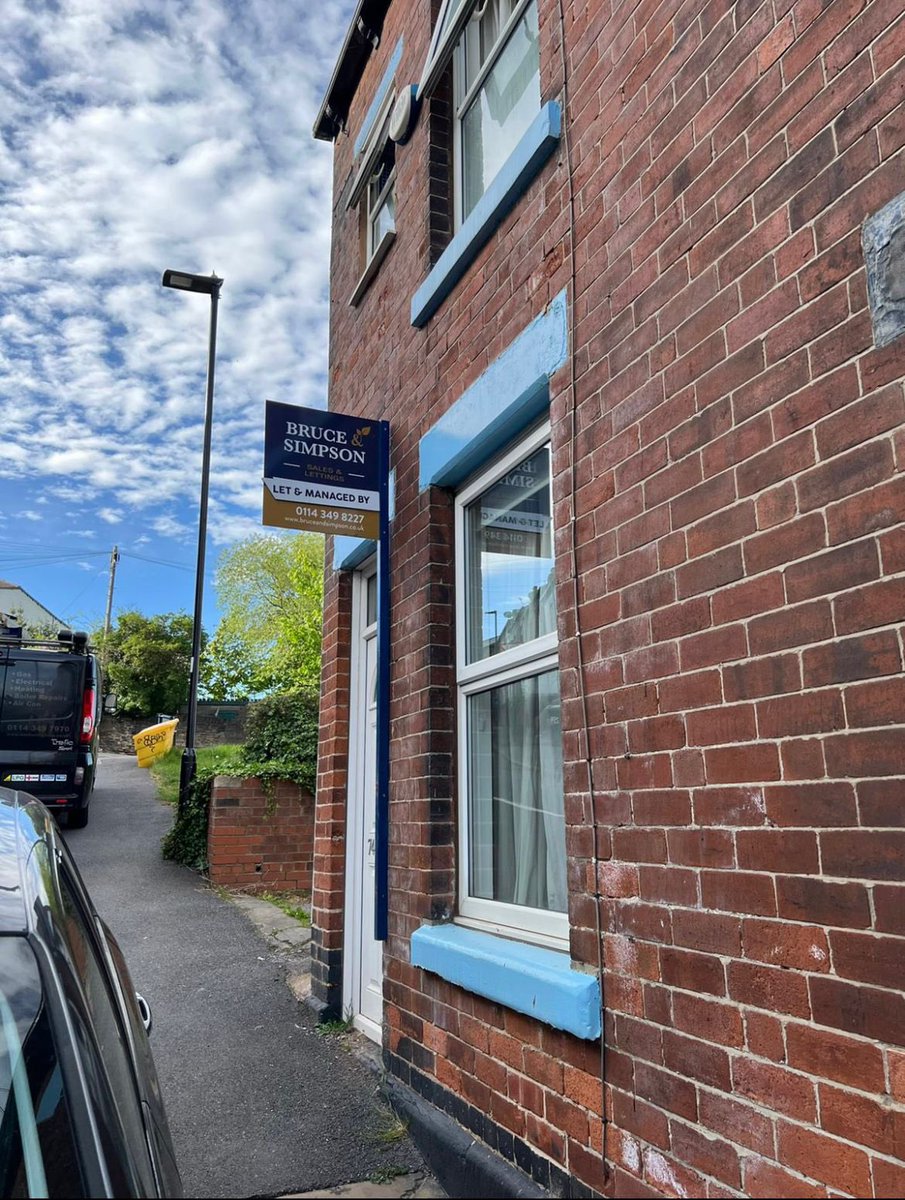 bruceandsimpson's tweet photo. No better feeling then putting up these slips β¦ LET & MANAGED BY ππ€©ππΌ
π Whitehouse Road, Walkley, S6
#brucesimpson #letagreed #sheffield #walkley https://t.co/zCWSUmoR1T