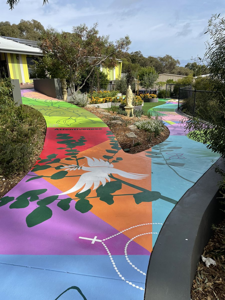 St Luke's Catholic PS - Woodvale WA tweet media