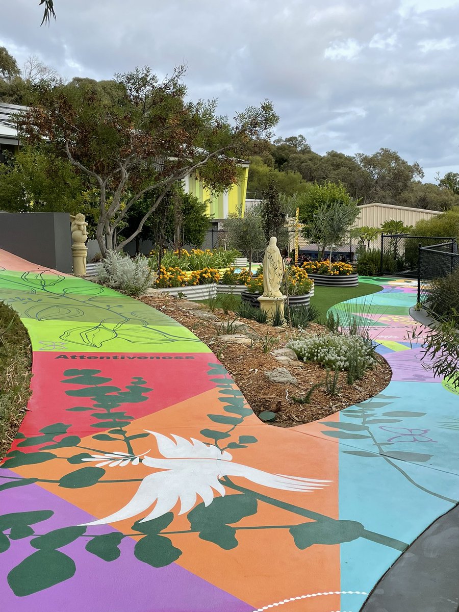 St Luke's Catholic PS - Woodvale WA tweet media