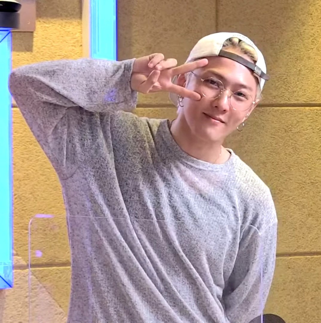 donghzuk's tweet photo. https://t.co/ypGInlOSKD