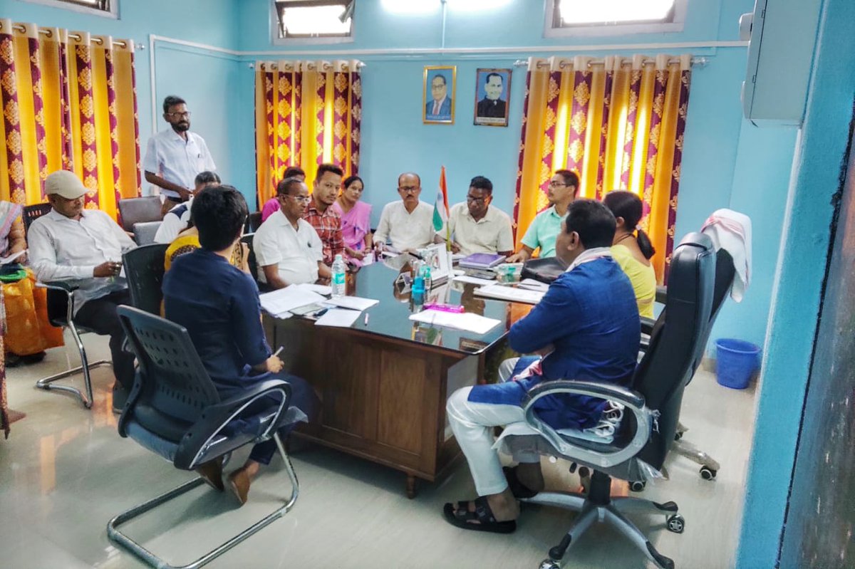 RanjeetkrDass's tweet photo. Attended the 1st Board meeting of Pathsala Municipality.

Discussions were held regarding various functions of the Municipality in detail with all the ward councillors including the Chairman Mrs Jolly Choudhary. 

Asked them to work with whole heart to ensure growth of the town. https://t.co/Fgx1dIzkBC