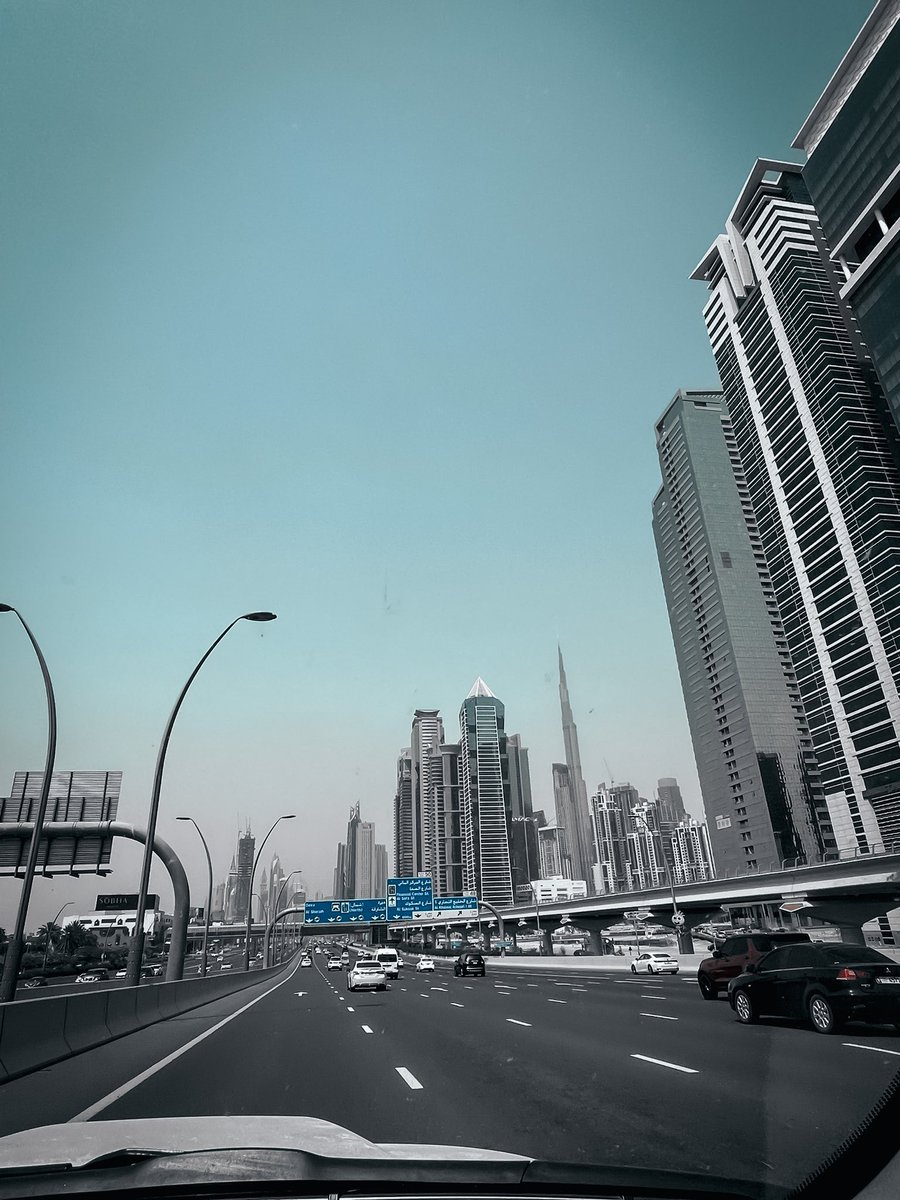 ..

الحمدُ للهِ الّّذِي أَذِن لنَا بيومٍ جَديد
 لِنعبدهُ ونشكرهُ ونَتوبَ إليه..💙🤍

..
 #صباح_الخير