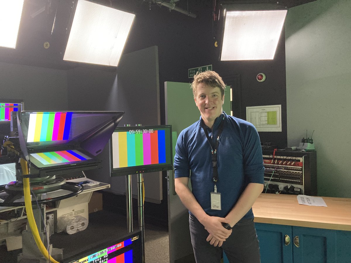 BarronMedia's tweet photo. Fresh from #DeafAwarenessWeek, the North-East business breaking down barriers to create opportunities for deaf people to work in TV and film. My latest column for @TheNorthernEcho shines the spotlight on @signpostprod 
https://t.co/oFFXIgAXn5 https://t.co/5ozgyGomN9