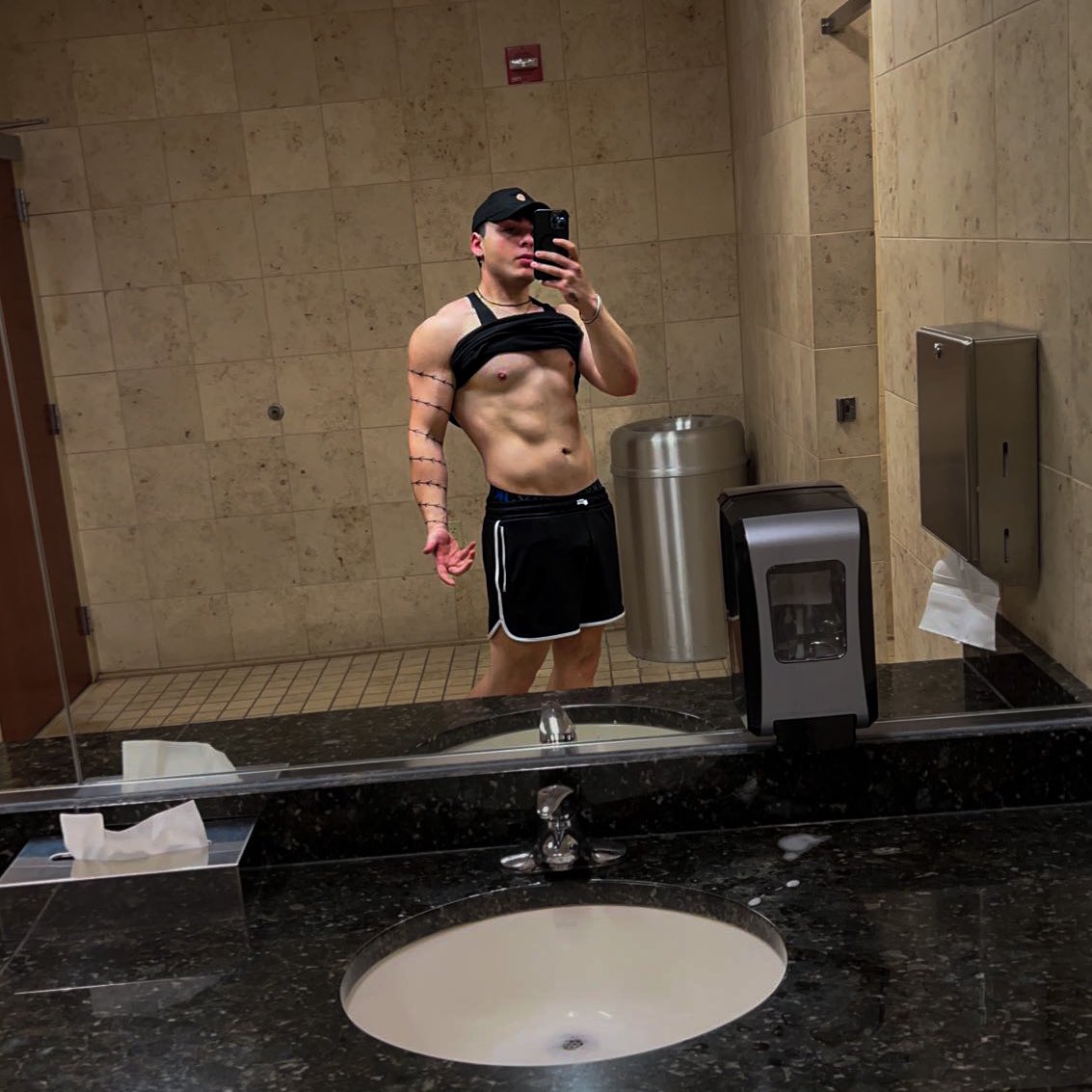 Softwilly Fitness Page? tweet media
