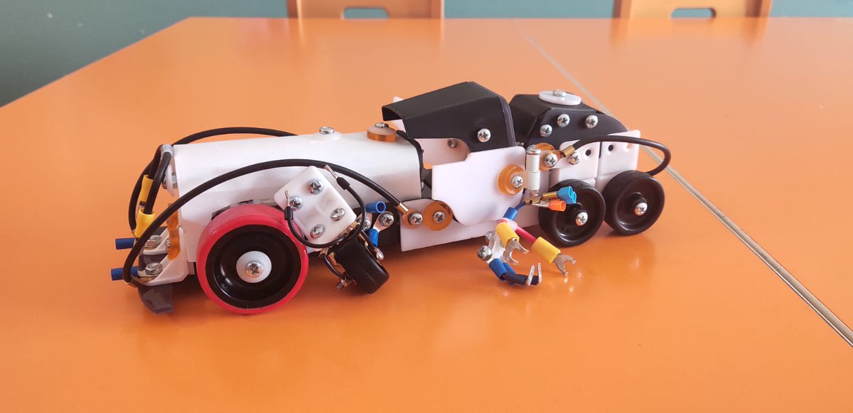 Mechabau's tweet photo. Arctic Rover (#415260)
12+ yaş
304 parça
Montaj Seti
(Direksiyonu döndürdüğünüzde ön tekerlekler döner, kapıları açılır, bagajı açılır ve bagaj içine Single Rodu sığdırabilirsin)
Kutu içeriği:
1 adet Single Rod (#160127)
1 adet Eddie (#160125)
#linkconstructions #maker #stem https://t.co/qRmhmDerWr
