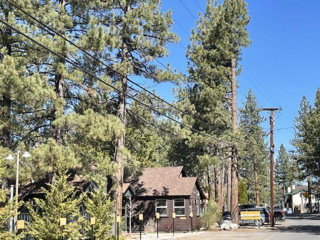 BBGrizzly's tweet photo. The Big Bear Lake City Council will have an appeal hearing on its May 16 agenda. But there's a g. https://t.co/m7gYM47NQw https://t.co/tii5HjHQ2O