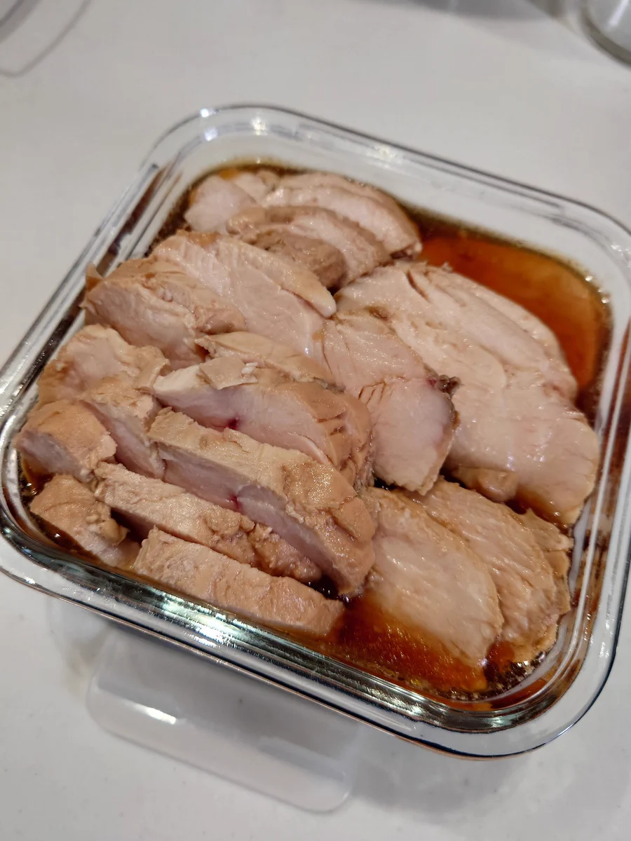 【レシピ】作り置き鶏チャーシュー。6種の基本的な調味料で簡単！