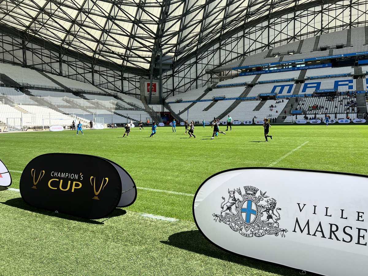 FclMalpasse's tweet photo. Résultats de la matinée :
Victoire 2-1 contre #Limoges
Défaite 1-0 contre @FCCB_off 
Victoire 2-0 contre @FCBourgoin38 
Victoire 1-0 contre #Creil 

Encore un dernier match de classement face @ASCannes1902 🔥

#TeamFCLM ⚪️🟡⚫️ https://t.co/MTWldhasah