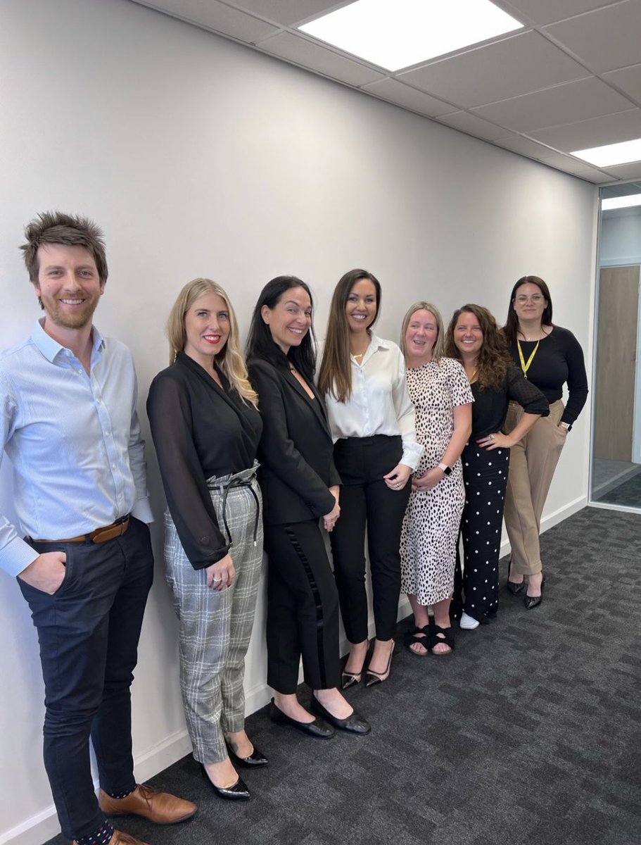 WilliamsStaceyx's tweet photo. We had the lovely team from @JetBlue over to our offices yesterday #jetblue #partnerships #USA #flights https://t.co/4WBS39abIh