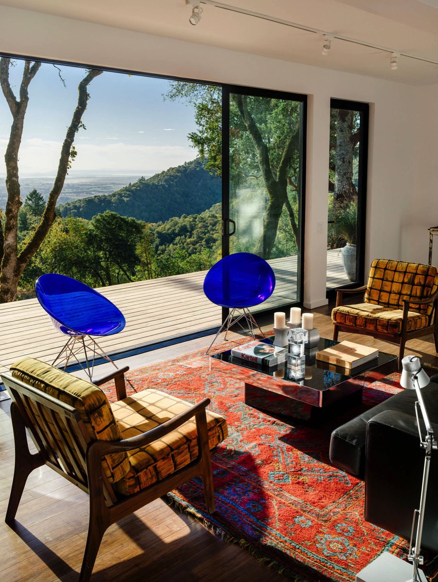 OneKindesign's tweet photo. Minimalist prefab on hillside captures idyllic views over Sonoma Valley
https://t.co/tTijt8d7U3 https://t.co/affH9s9BWV