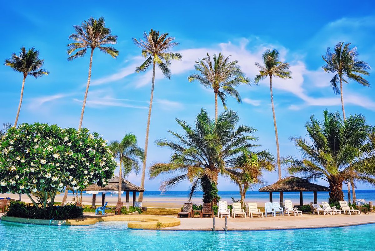 Wat te doen op Koh Samui? Tips voor activiteiten &amp; bezienswaardigheden - rondreis.nl/blog/bestemmin… Héérlijk bounty eilandje toch? 🇹🇭🌴
#kohsamui #thailand #samui #azie #reizen #vakantie #tips