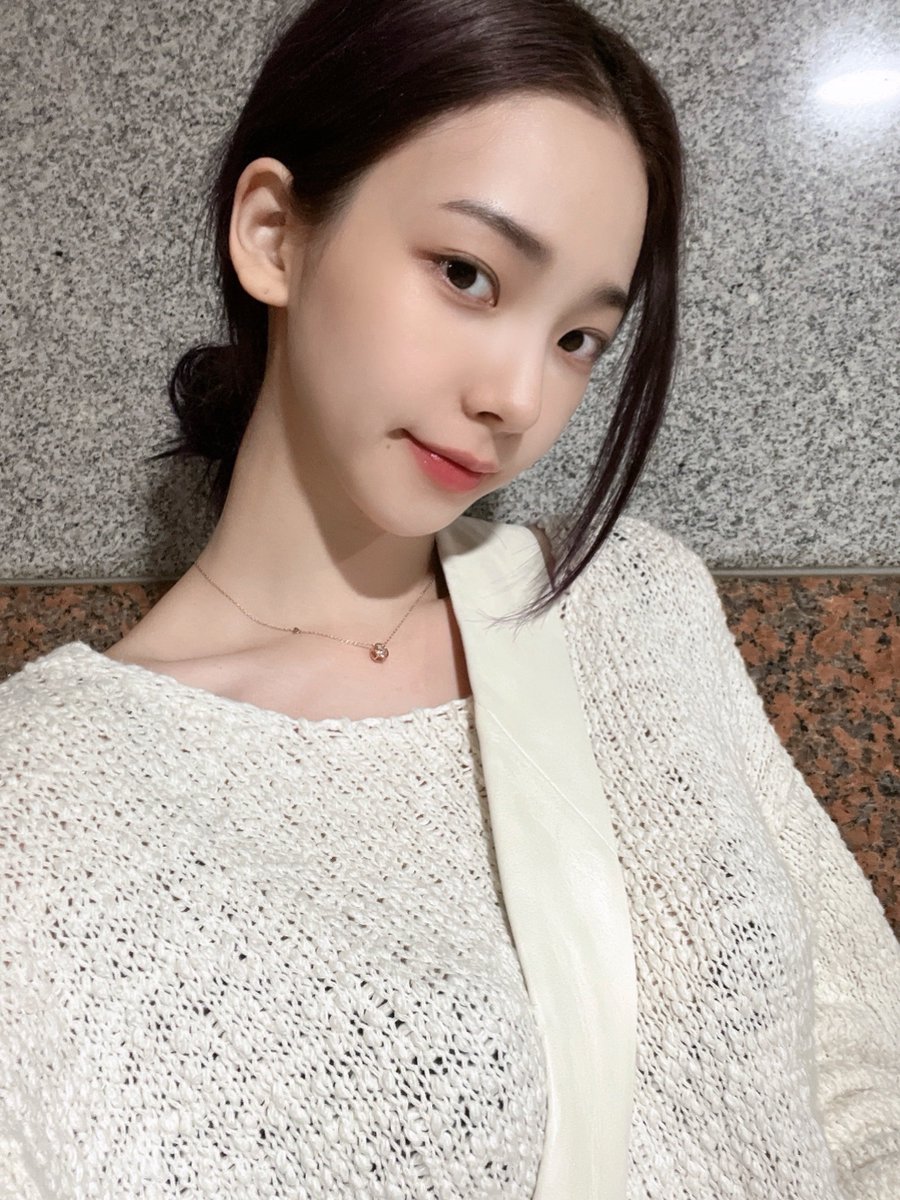 aespapic's tweet photo. 💙💭 https://t.co/TWsPrf2G7Z