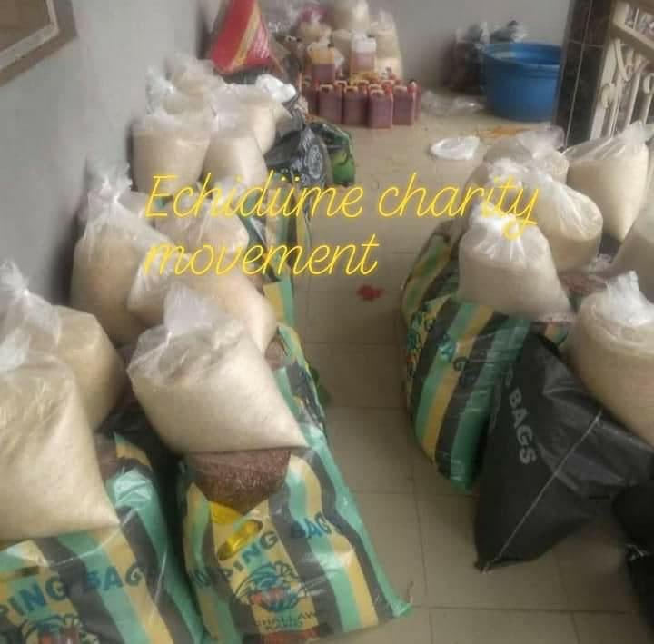 echidiimemotors's tweet photo. What we say, is what we do!!!
Helping the less-privileged people and poor widows is our major goal 🥅.
ECHIDIIME CHARITY MOVEMENT.
#echidiimeworldwide
ECHIDIIME CHARITY MOVEMENT.
ECHIDIIME YOUTH MOVEMENT.
Ahiazu mbaise new face💡 https://t.co/bn9qAKwotn