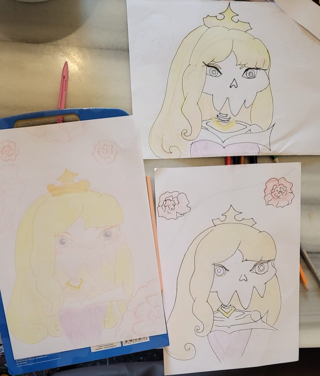 Hung0190's tweet photo. Bad at drawing 😅also no color pencils except the ones from my son
My submission for the #MakeyourEvolved contest @CroskullNFT https://t.co/Ydvoqh58YR